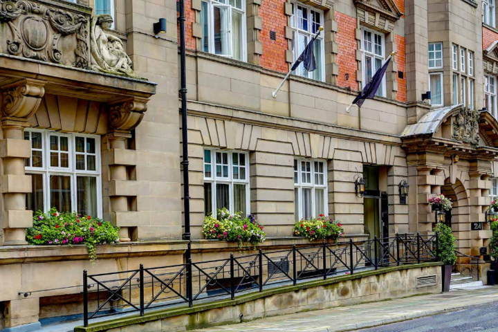 The Richmond Apart-Hotel