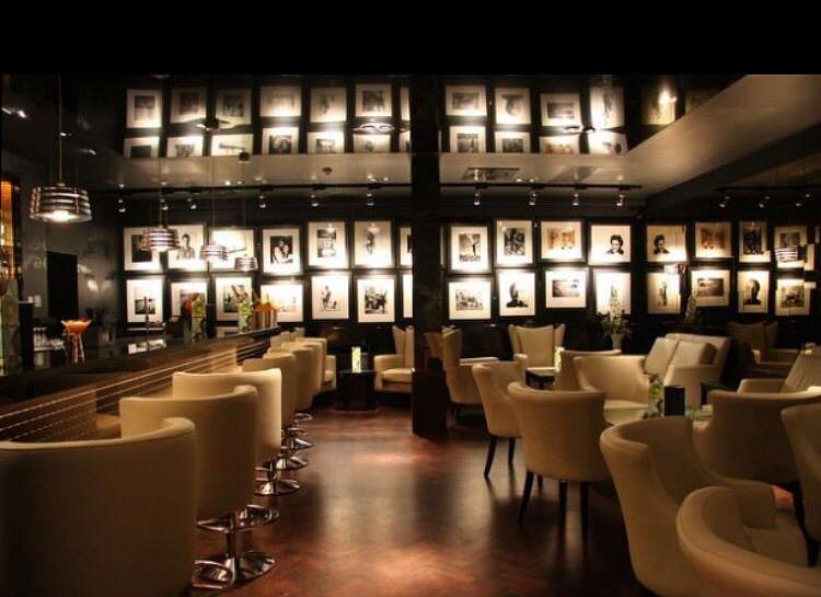 The Vincent Café & Bar