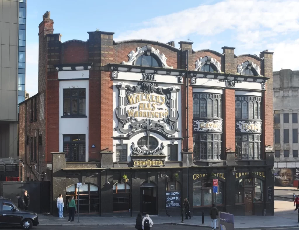 The Crown, Lime Street, Liverpool