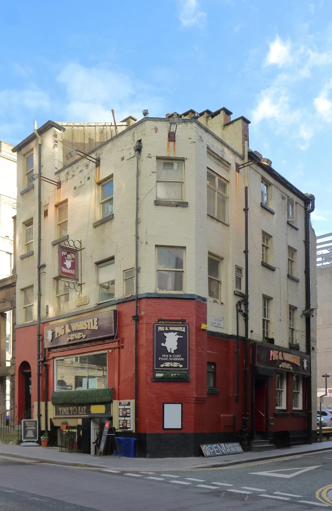 The Pig & Whistle, corner of Chapel Street and Covent Garden, Liverpool