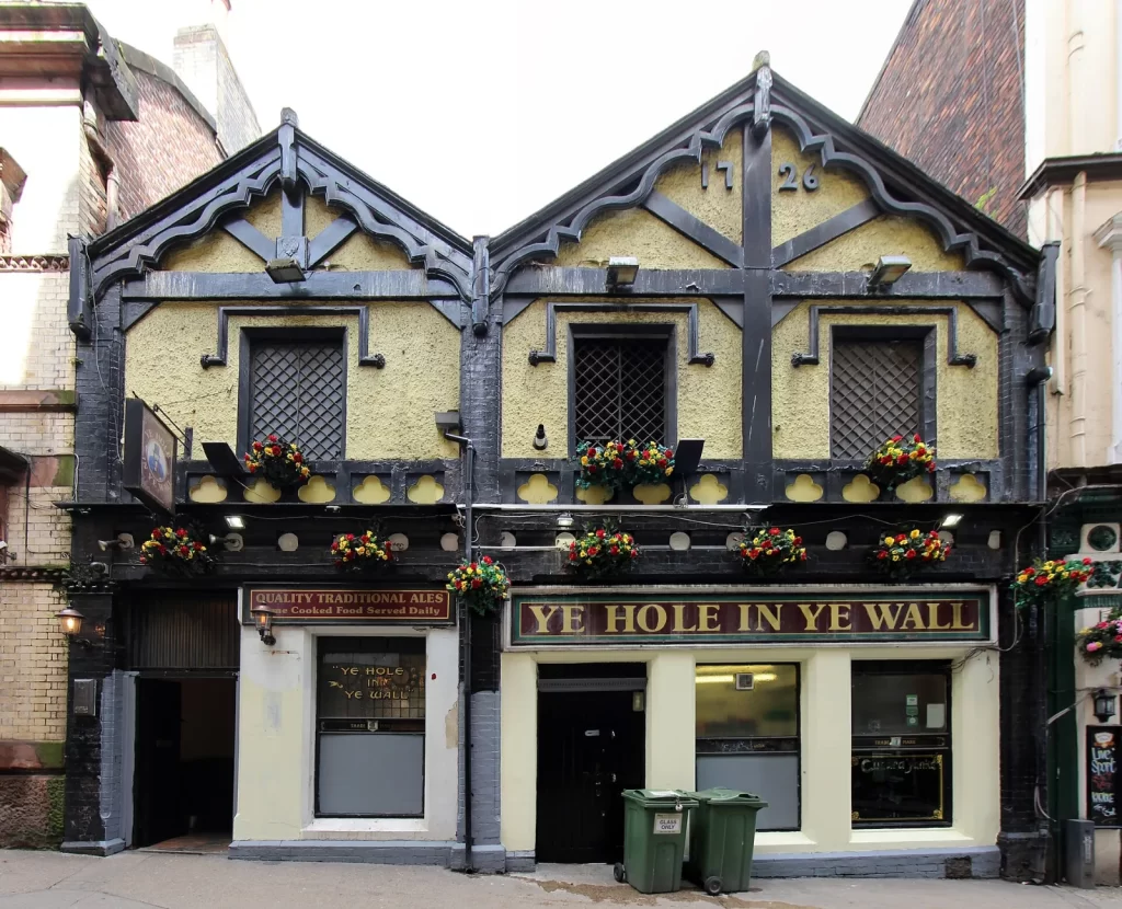 Ye Hole in Ye Wall, Hackins Hey, Liverpool